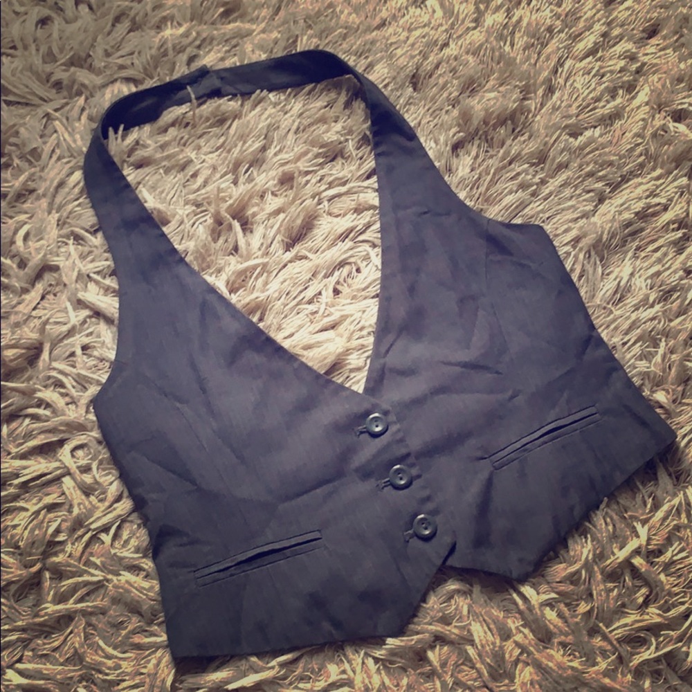 • A  D  D  on ONLY• halter vest//.